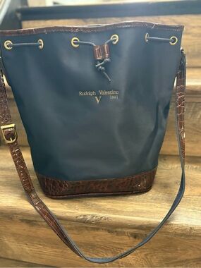 Vintage Rudolph Valentino Navy Bucket Shoulder Bag with Brown Croc Trim